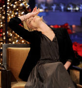 th_90981_CharlizeTheronTonightShowWithJayLenoDEC_12_2011HQx18_17_123_133lo.jpg