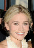 Mary-Kate Olsen & Ashley Olsen メアリー・ケイト・オルセン アシュレイ・オルセン