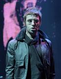 th_43188_Oasis_performs_at_The_Palms_Las_Vegas_CU_ISA_11_122_367lo.jpg
