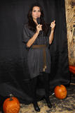 th_96803_angie_harmon_tikipeter_celebritycity_021_123_410lo.jpg