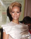 th_19864_Rihanna_Glamour_Magazine_Honors_The_2009_Women_of_the_Year_159_122_477lo.jpg