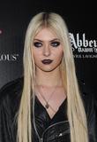 Taylor Momsen テイラー・モムセン