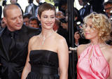 th_36419_Celebutopia-Ludivine_Sagnier-Indiana_Jones_and_The_Kingdom_of_The_Crystal_Skull_premiere-03_122_8lo.jpg