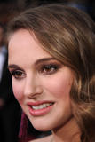 http://img210.imagevenue.com/loc184/th_55900_KUGELSCHREIBER_Natalie_Portman_83rd_Annual_Academy_Awards9_122_184lo.jpg