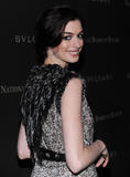 http://img210.imagevenue.com/loc46/th_87359_Anne_Hathaway_2009-01-14_-_2008_National_Board_of_Review_Awards_gala_8143_122_46lo.jpg